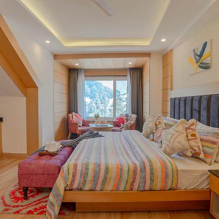 Super Hotel By Perfectstayz Mall Road Mussoorie Εξωτερικό φωτογραφία