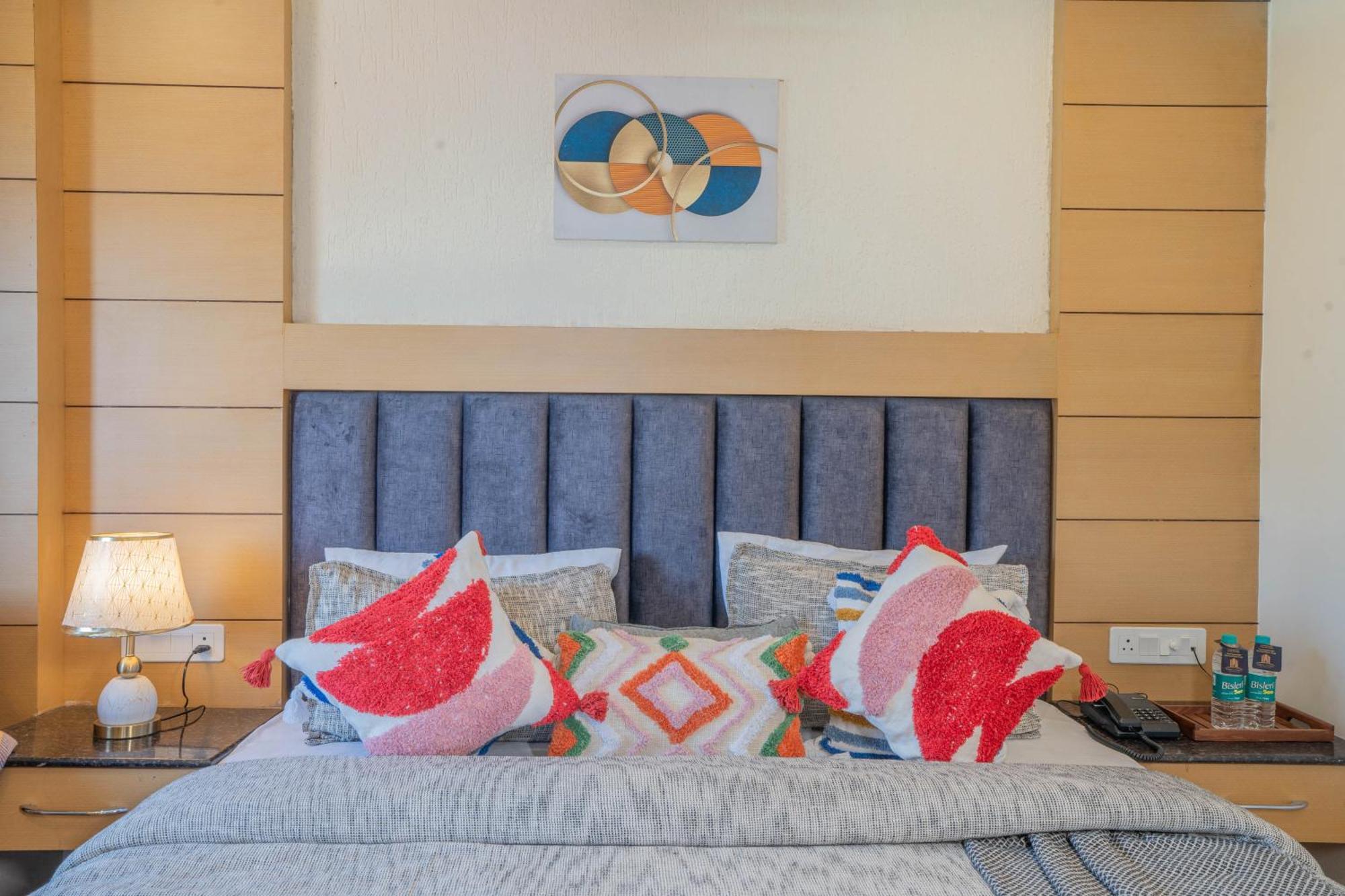 Super Hotel By Perfectstayz Mall Road Mussoorie Δωμάτιο φωτογραφία